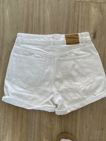 Biele riflove kratasky 34 Pull&Bear - 2