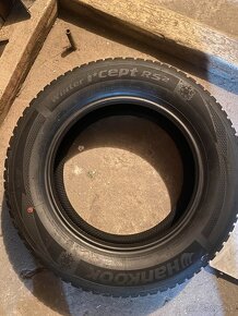 Hankook winter icept 195/65 R15 - 2