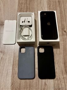 iPhone 11 čierny 128GB - 2