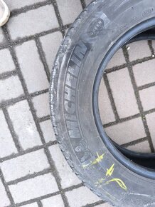 Predám zimne pneu 215/60 R16 - 2