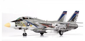 Plastikový model TOMCAT F-14 ( 1:48 ) - 2