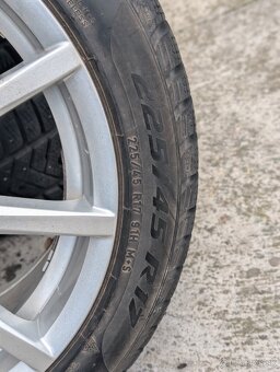 Pirelli pneu 225/45/ R17 - 2