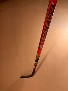 HOKEJKA CCM JETSPEED FT7   TVRDOST 55 FLEX - 2