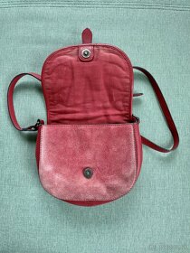 Červená kožená kabelka crossbody - 2