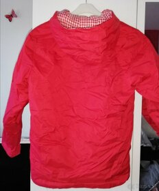 Červená dievčenská bunda - 2