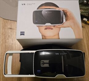 Virtuálne okuliare Carl Zeiss VR One Plus - 2