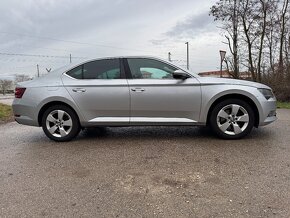 Superb 2.0TDI DSG 140kw Style - SLOVENSKO - 2