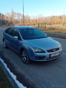 Ford focus 1,6i - 2