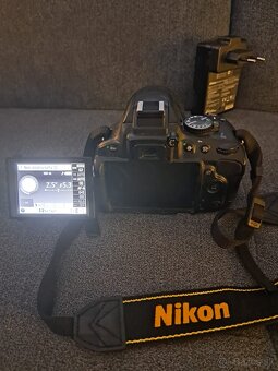 Nikon D5100 - 2