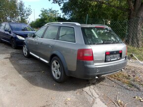 AUDI ALLROAD 2,5 TDÍ 132KW BAU Automat - 2