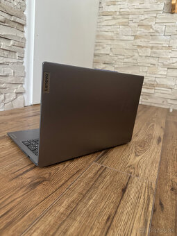 Lenovo Ideapad Slim 3 - 2