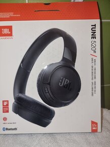 Predám bluetooth sluchadla JBL 520BT - 2