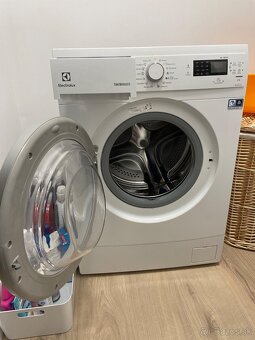 Práčka Electrolux EWS1264SDU SLIM - 2