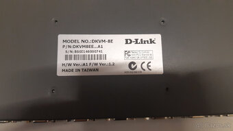 D-Link DKVM-8E 8-Port Keyboard-Video-Mouse Switch - 2