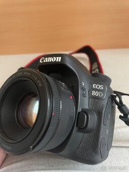 Canon EOS 80D - 2