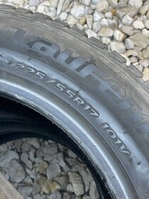 225/55 R17 - 2