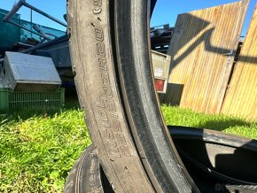 Letne pneu 255/30 R20 - 2