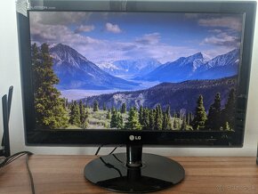 PC, Win10, Monitor Full HD, klavesnica, myš, slúchadlá - 2