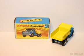 Matchbox SF Dodge dumper truck - 2