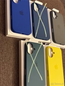 iPhone 16 Silicone Case - 2