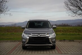 Mitsubishi Outlander 2.3 DI-D 4x4 / 7-miest / DPH - 2