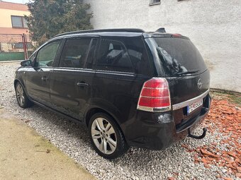 Opel Zafira 1.9 cdti - 2