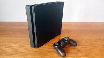 SONY PlayStation PS 4 slim 50GB 6 HIER A OVLADAČ je ako nove - 2