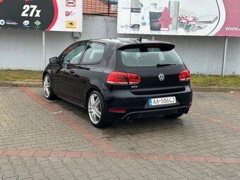 VW Golf 6 GTI 2.0 tsi - 2