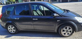 Renault Grand Scenic - 2