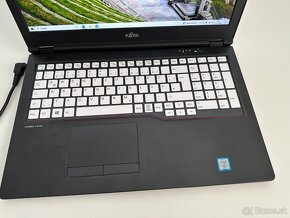 Fujitsu U757 / i5-6200U / 16GB RAM / 512GB SSD / Win 10 - 2