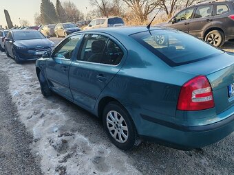 Škoda octavia II, 1,6 FSI benzin - 2