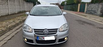 Predám Volkswagen Golf  Combi  1.9 TDI 77Kw Zachovalé R.V.20 - 2