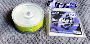 30x Dvd+R balenie + 2x obal na Cd/Dvd + led lampa
 - 2