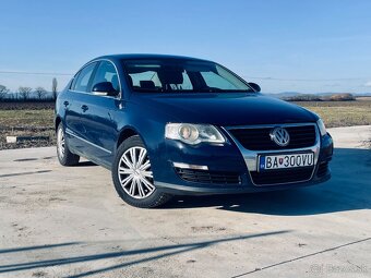 Volkswagen Passat 2.0 FSI - 2