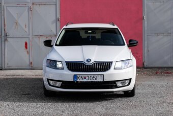 Škoda Octavia Combi 2.0 TDI Elegance/Style DSG - 2