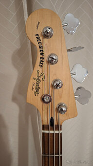 Squier Standard Precision Bass LH - 2