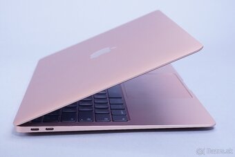 ZÁRUKA/Macbook Air 13.3"/I3 1.1GHZ/8GB RAM/256GB SSD/CZ - 2