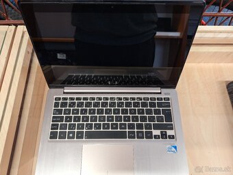 ASUS VivoBook S200E - 2