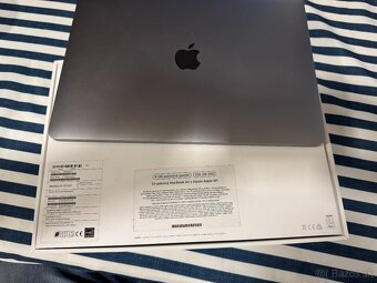 Mac Air M1 model A2337 8GB 256GBSSD 13 Palcový - 2