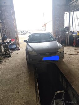 Ford focus 1.6 - 2