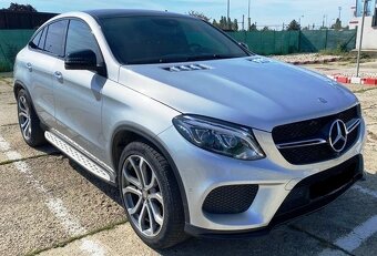 MERCEDES-BENZ GLE Coupe 350D 4MATIC AMG VÝBAVA - 2