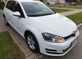 Volkswagen Golf 1,2 TSI benzín manuál 77 kw - 2