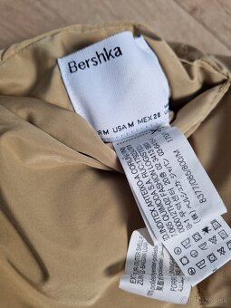 BERSHKA - obojstranná vesta              M - 2