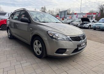 Kia Cee´d 1.4 16V benzín manuál 66 kw - 2