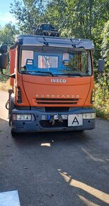 Hákový nosič kontajnerov + hydraulická ruka IVECO ML 150 E28 - 2