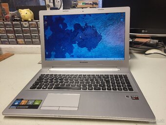 Lenovo  -  8GB RAM - SSD - 2