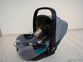 Britax Römer Baby-Safe 3 i-Size + základňa Britax Römer Flex - 2