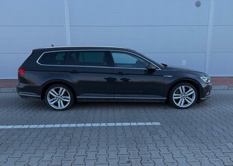 Predám VW PASSAT 2.0 BiTDI 176kw 4-motion - 2