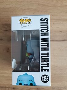 Funko pop Stitch with Turtler - Special Edition - 2