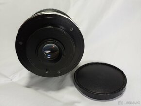 Aremac 28mm 1:2.8 na M42 - 2